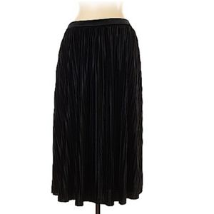 WD. NY Casual Black Skirt Size XL